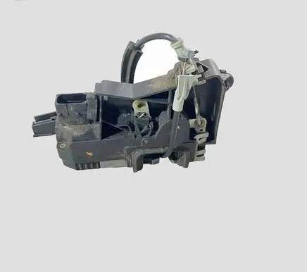 Opel Vectra C Front door lock 13157763
