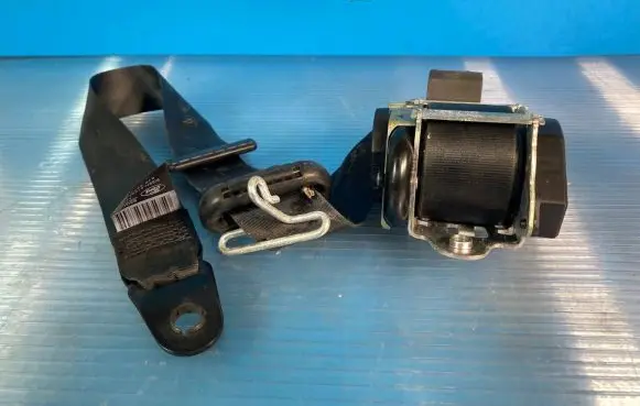 Ford Mondeo MK IV Front seatbelt 9G9N61294BAW 616887300 606639200