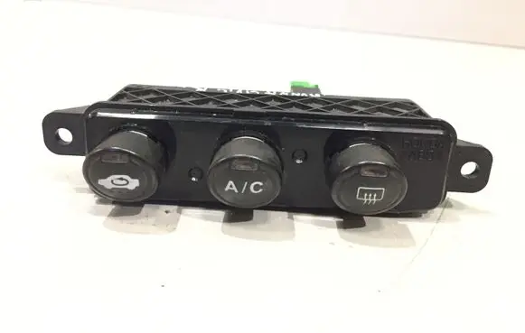 Honda Civic Air conditioning (A/C) switch A010NH365L