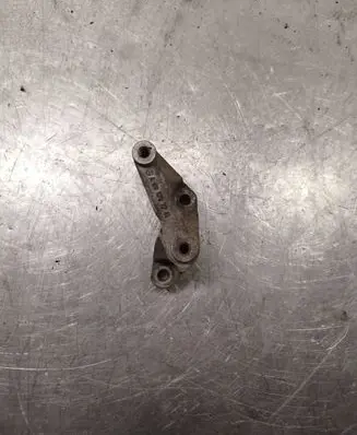 Mercedes-Benz E W211 Engine mounting bracket A6110782741