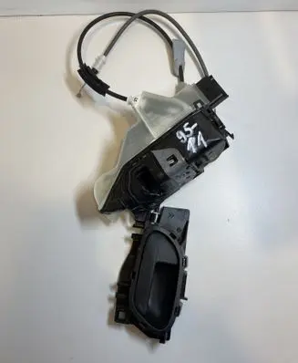 Toyota Proace Coupe door lock (next to the handle) 16942542