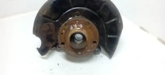 Volkswagen Touran I Front wheel hub spindle knuckle