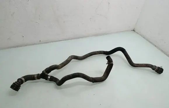 Volvo S80 Engine coolant pipe/hose