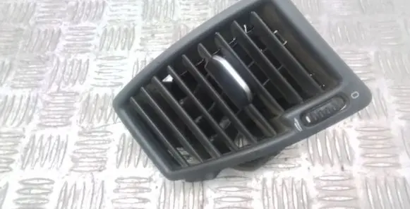 Volvo XC90 Dashboard side air vent grill/cover trim 3409399