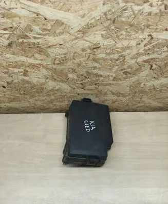 KIA Ceed Fuse box cover 