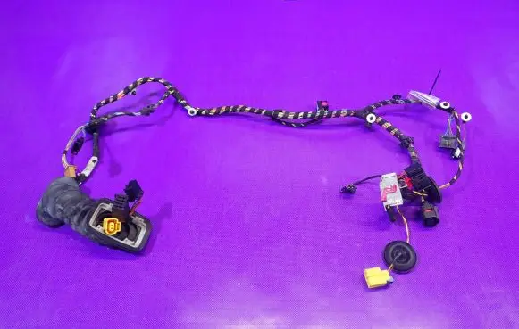 Skoda Octavia Mk2 (1Z) Engine installation wiring loom