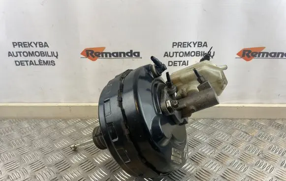 Opel Zafira C Brake booster 13308771