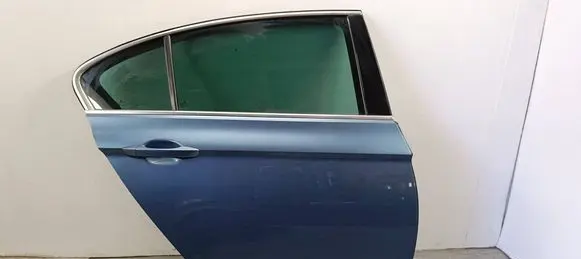 Volkswagen PASSAT B8 Rear door 