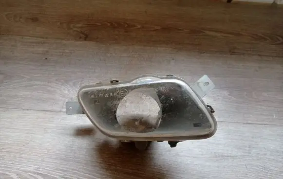 Volvo V70 Front fog light