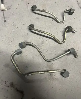 Peugeot 1007 Fuel injector supply line/pipe 