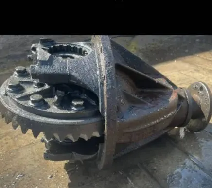 Nissan Patrol Y60 Rear axle beam with reductor 