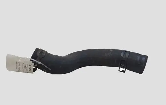 Toyota Avensis T270 Engine coolant pipe/hose