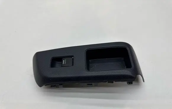 Honda Insight Electric window control switch 35760TM8G11M2