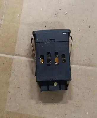 BMW 7 E32 Fog light switch 61311379132 1379132