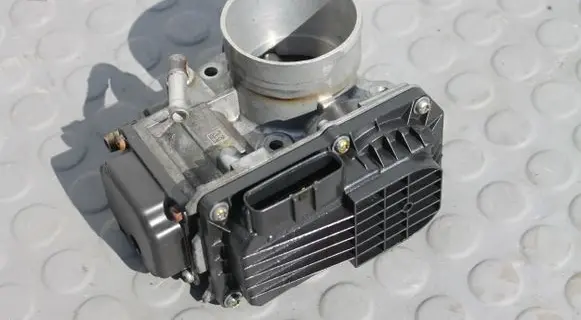 Honda HR-V Throttle valve 130KM