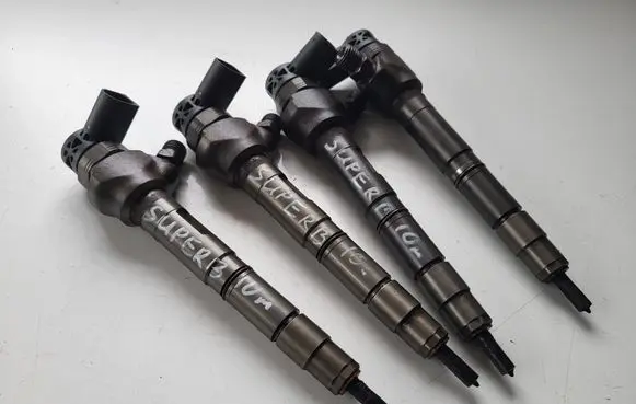 Skoda Superb B6 (3T) Fuel injectors set 