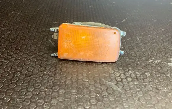 Volkswagen Golf III Front indicator light 1H0953156C