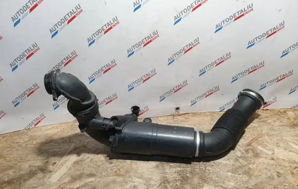 BMW 2 F45 Turbo air intake inlet pipe/hose 7619268 76210015