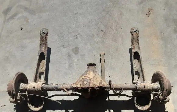 Volvo 740 Rear axle beam with reductor 