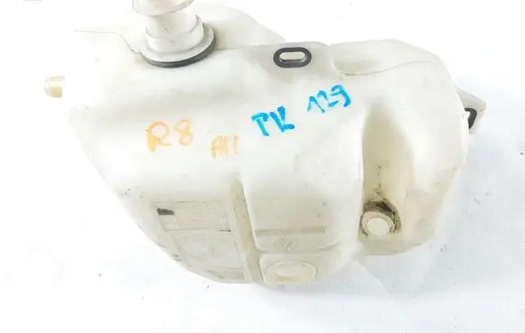 Audi R8 42 Windshield washer fluid reservoir/tank 400955449 423955449
