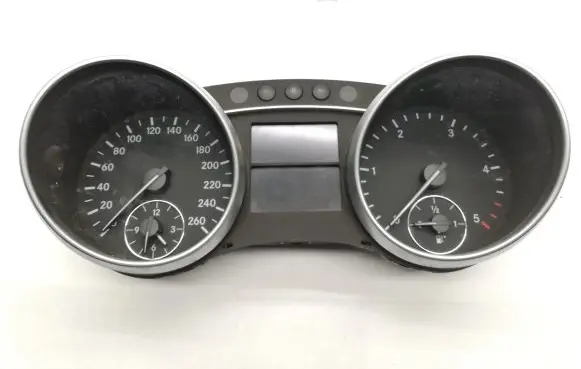 Mercedes-Benz GL X164 Speedometer (instrument cluster) A1645403747 A1645401911