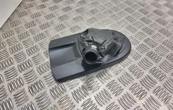 Ford Focus Gear shifter surround trim plastic 2M5XA044H82AAW 2M5XA044H82DAW 2M5XA045B78AAW
