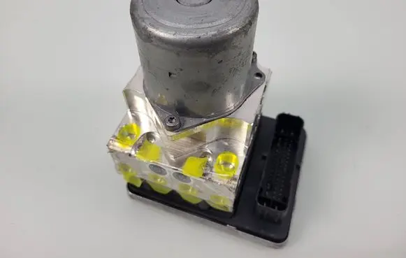 Mercedes-Benz C W205 ABS Pump A2059005944 A008N069B A008M933
