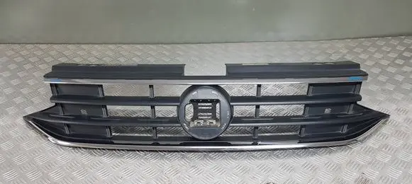 Volkswagen Tiguan Front bumper upper radiator grill 5NA853659
