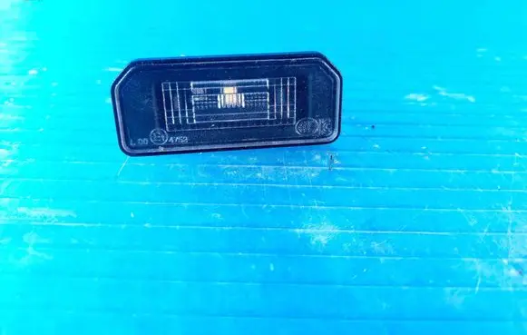 Tesla Model 3 Number plate light 107740800E