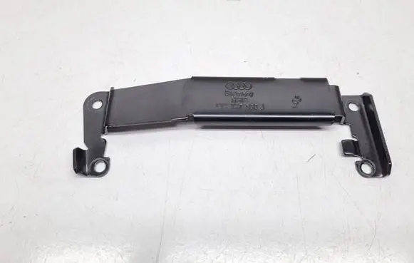 Audi A4 S4 B8 8K Engine control unit holder 8E0907500J