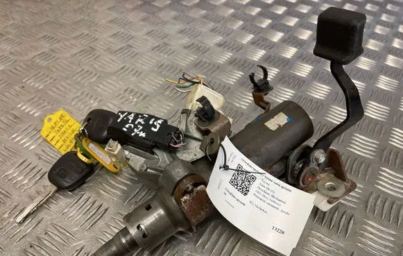 Toyota Yaris Ignition lock N0502241256B