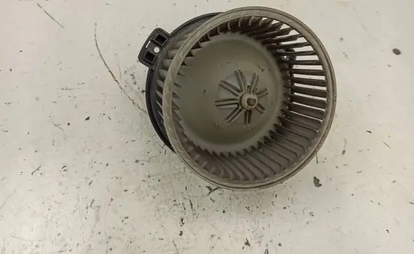 Mitsubishi Carisma Heater fan/blower