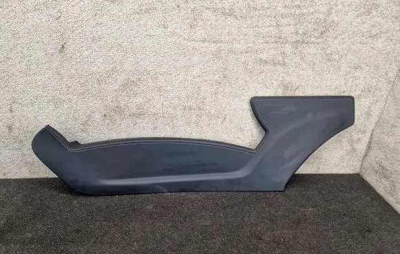 Tesla Model S Centre console side trim front 105516302C 105888600A