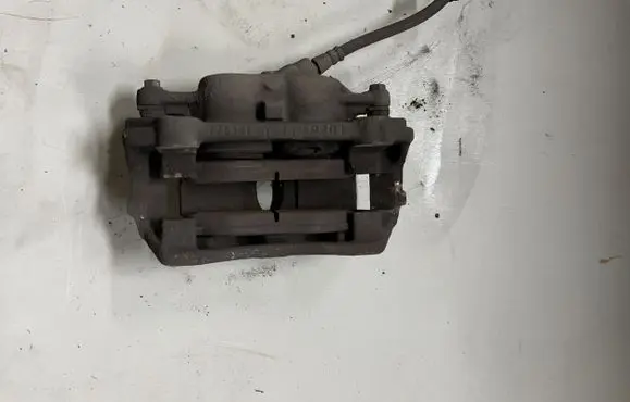Opel Vivaro Front brake caliper