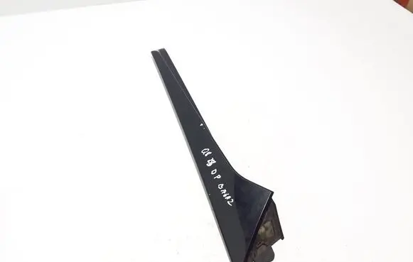 Audi Q8 Tailgate trim 4M8854872B