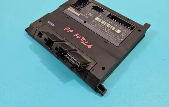 Mercedes-Benz S W221 Central body control module A2218705385 IMPRK1390219