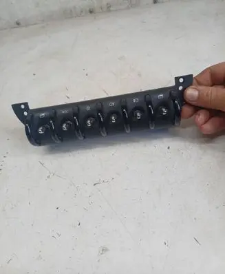 Multifunctional control switch/knob