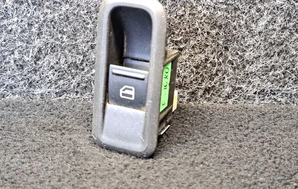 Skoda Roomster (5J) Electric window control switch 5J0867435 5J0959855