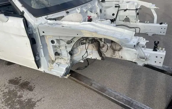 Mercedes-Benz SL R231 Front quarter panel 