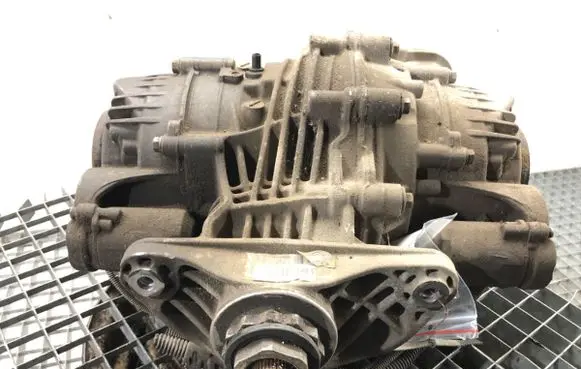 BMW X6 E71 Rear differential 7586025