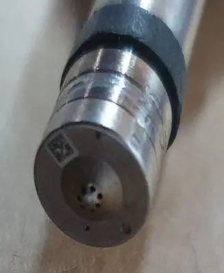 Fuel injector