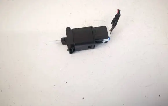 Mazda CX-7 Brake pedal sensor switch