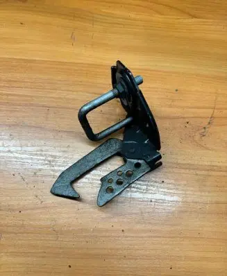 BMW 5 F10 F11 Engine bonnet/hood lock/latch loop/hook 7183763 13989110