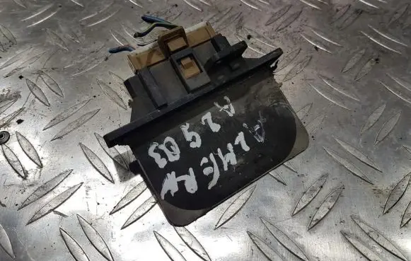 Nissan Almera Heater blower motor/fan resistor 277501n700