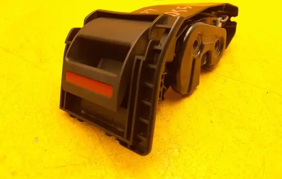 Citroen DS5 Seat back rest lock catch 