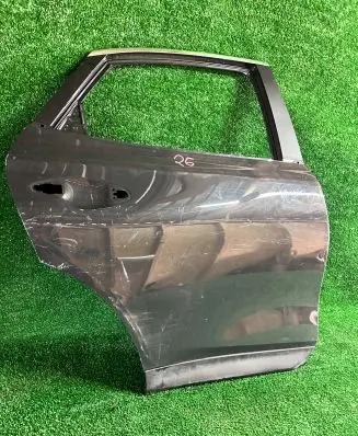 KIA Xceed Rear door