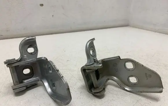 Peugeot Boxer Front door hinge set A046574