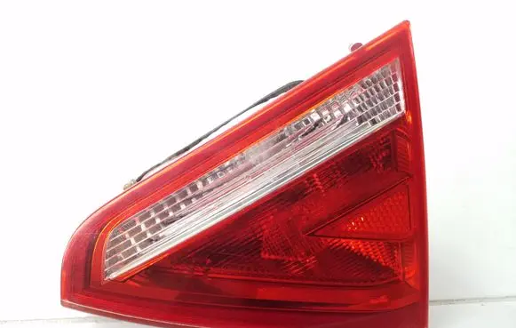 Audi A5 8T 8F Tailgate rear/tail lights 8T0945094