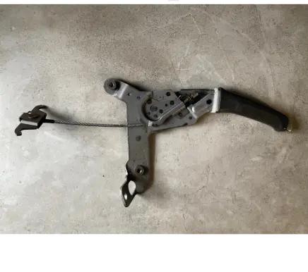 Volvo XC70 Hand brake release handle 8683283