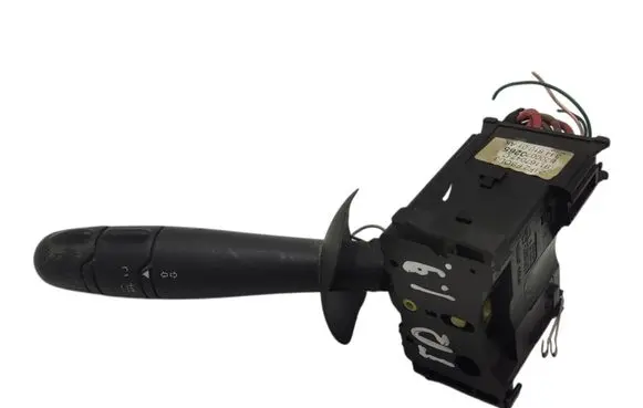 Opel Vivaro Light switch 8200070265